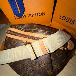 Louis Vuitton Brown and Tan Monogram Bag